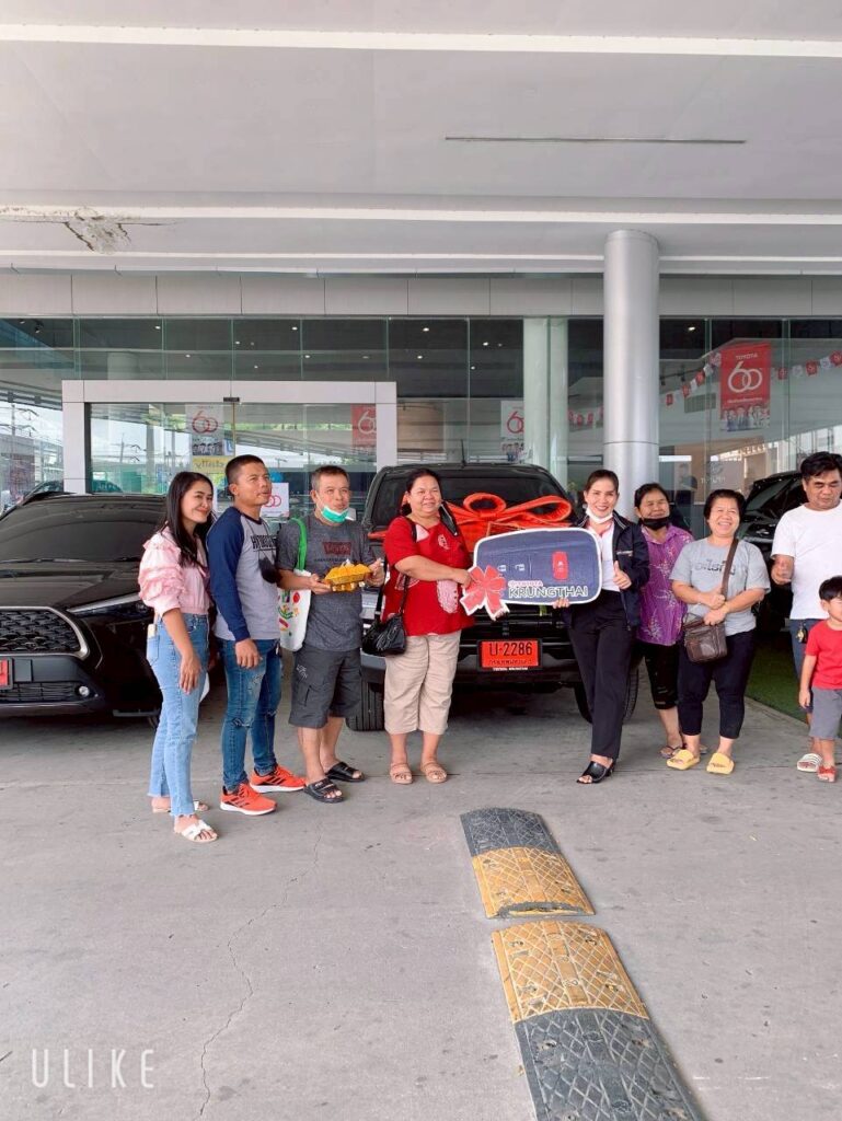 ภาพบรรยากาศส่งมอบรถกับนุช ภาพที่ 14