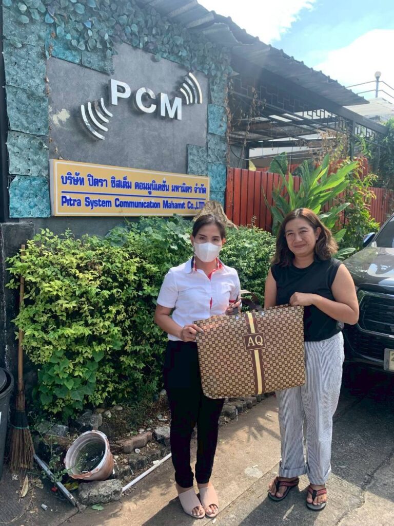 ภาพบรรยากาศส่งมอบรถกับนุช ภาพที่ 18