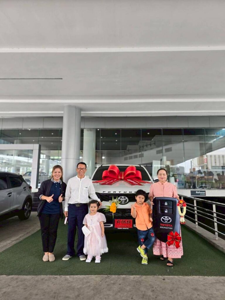 ภาพบรรยากาศส่งมอบรถกับนุช ภาพที่ 56